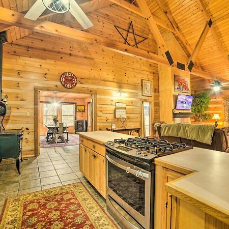 Quiet, Woodsy Retreat Deck And Kentucky Lake Access New Concord Exterior foto
